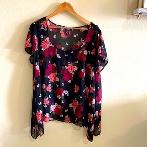 Torrid Tunic Rose Top Torrid Size 0